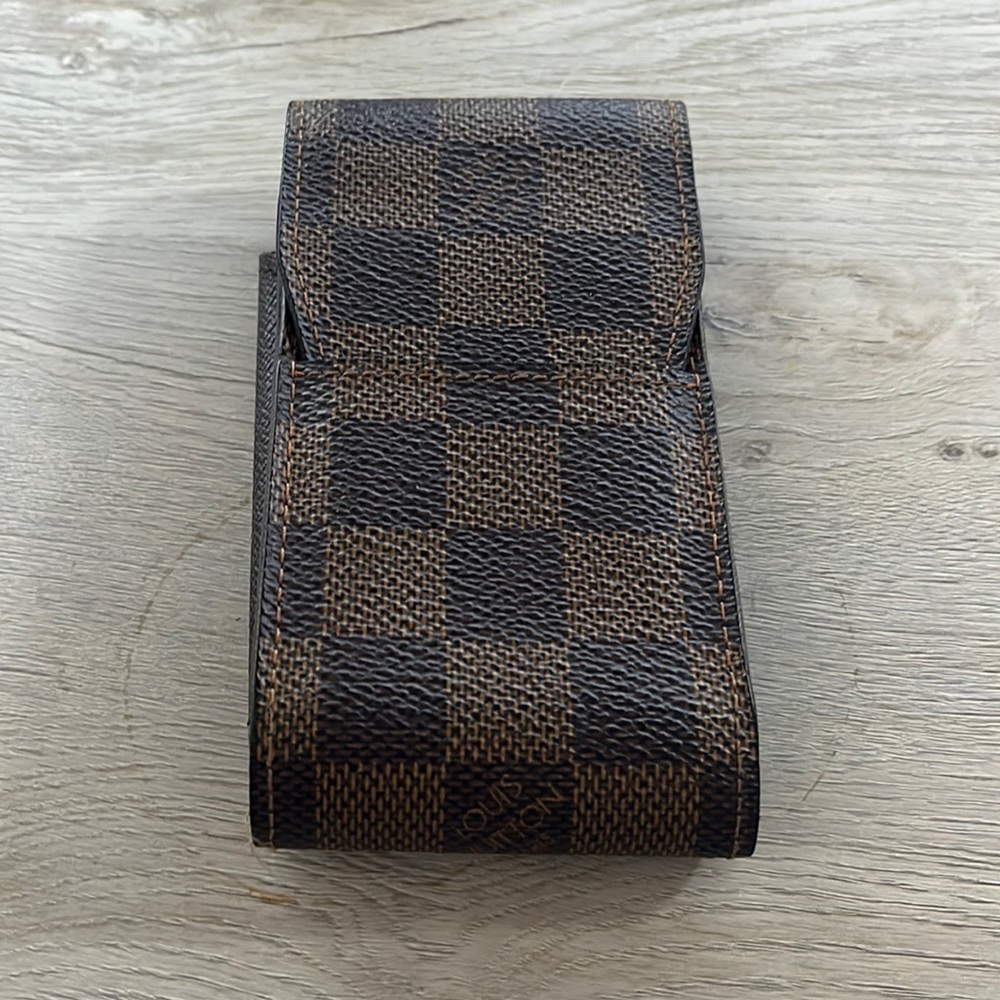Vintage Louis Vuitton cigarette holder